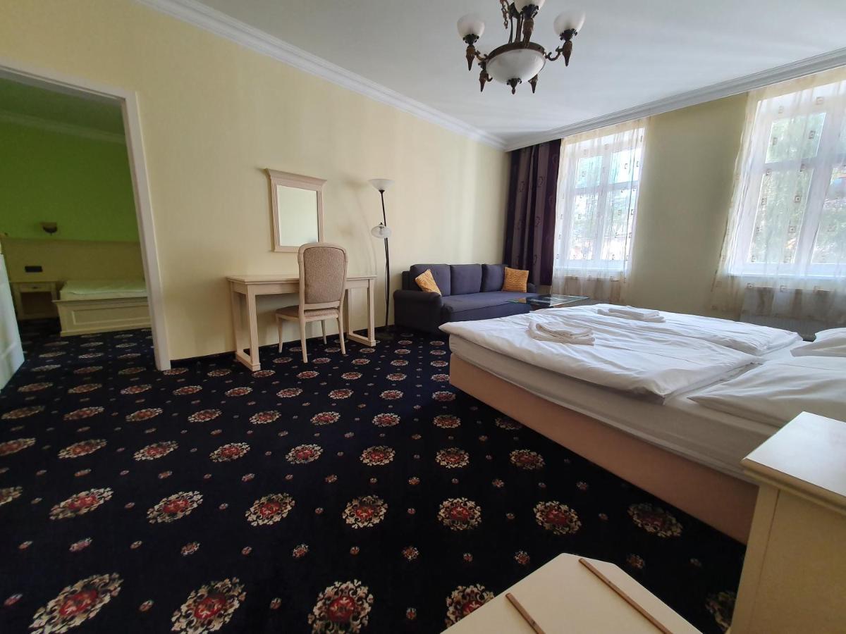 Evergreen Apartments Hotel Карловы Вары Экстерьер фото